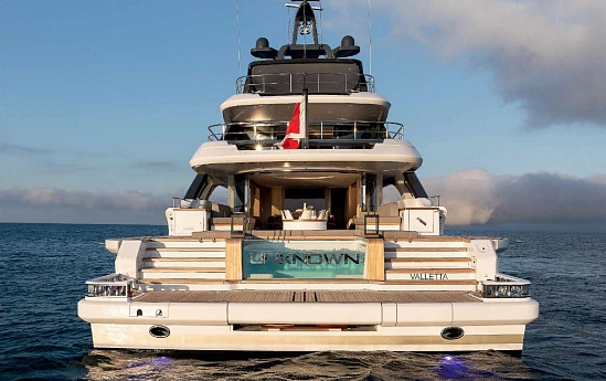 Яхта Benetti Oasis 34M  4