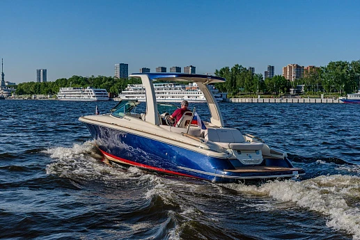 Катер Chris-Craft Launch 28 GT 2023 1