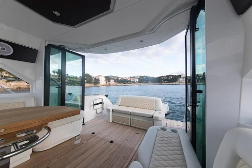 Яхта Beneteau Gran Turismo 46 2019 9