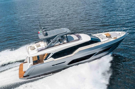 Яхта Ferretti 720 2021 7
