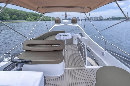 Яхта Galeon 440 FLY 2008 8