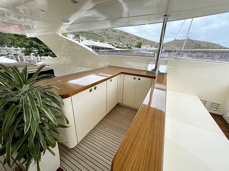 Horizon 122 yacht 2009 28