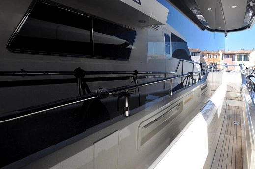 Яхта Absolute 52 Navetta 2020 4