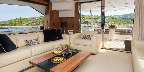 Sunseeker 80 yacht 2011 6