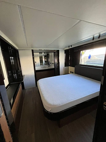 Яхта Absolute Navetta 64 2022 13