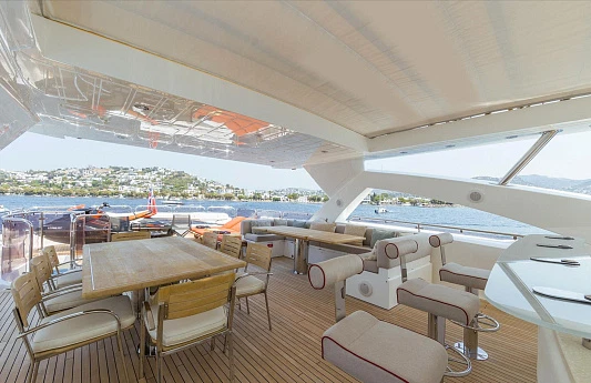 Sunseeker 34M yacht 2011 8