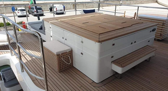 Benetti Delfino 93 yacht 2013 13