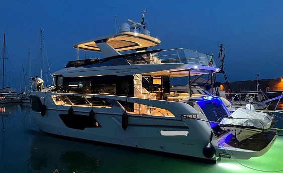 Яхта Absolute Navetta 64 2022 1