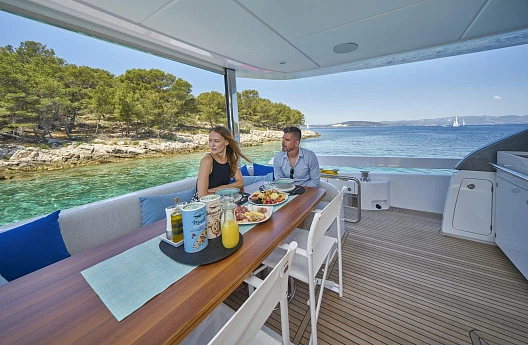 Яхта Azimut 78 2022 15