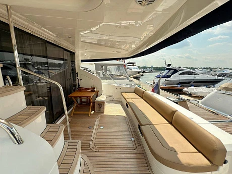 Яхта Princess 62 2008 6