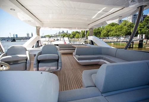 Sunseeker 75 yacht 2016 6