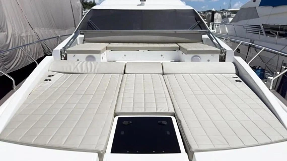 Яхта Azimut 66 2017 9