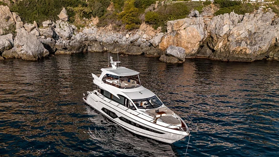 Яхта Sunseeker Manhattan 66 2018 1