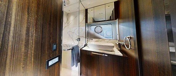 Sunseeker Predator 74 XPS yacht 2022 10