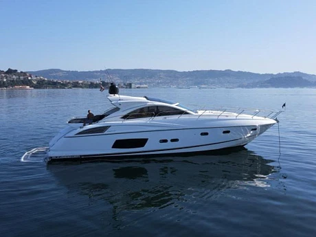 Яхта Sunseeker Predator 60 2010 4