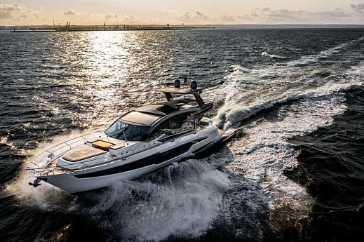 Яхта Galeon 700 SKYDECK  3
