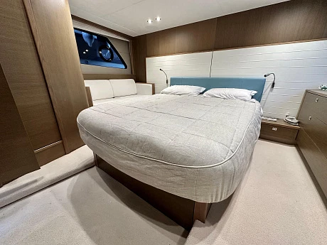 Princess V48 Open yacht 2016 11