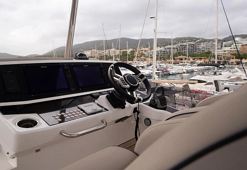 Яхта Sunseeker Manhattan 55 2022 6