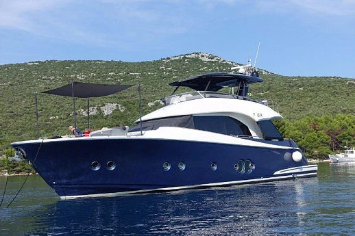 Monte Carlo Yachts 65 yacht 2012 1