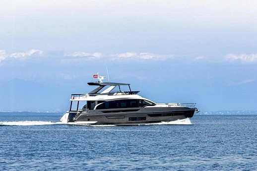 Яхта Azimut Fly 72 2023 2