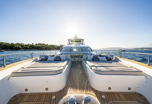 Яхта Sunseeker 28 2013 15