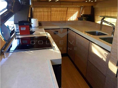 Azimut 70 yacht 2014 8