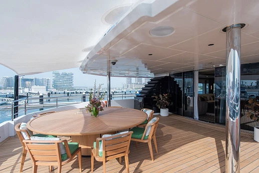 Majesty 175 yacht  2