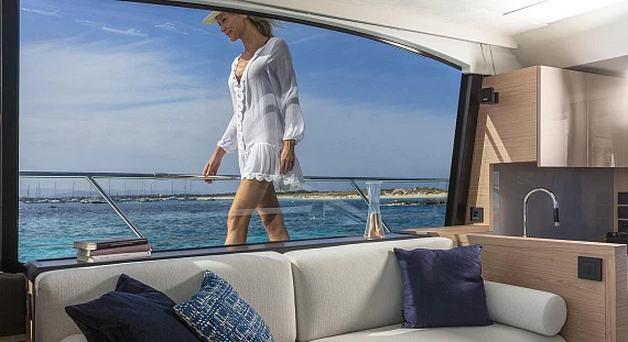 Яхта Beneteau Monte Carlo 52 2022 5