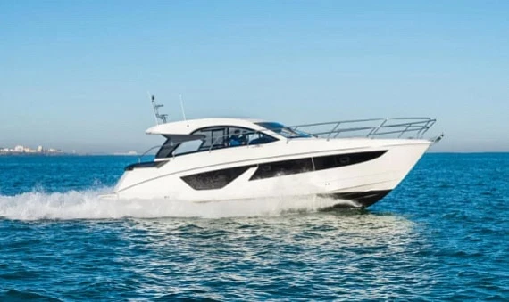 First yacht Sanlorenzo 72Steel 3