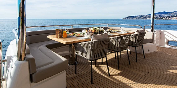 SUNSEEKER 116 ( Legende)