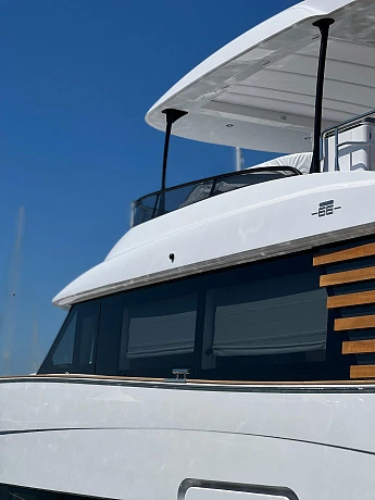 Яхта Azimut Magellano 66 2023 5