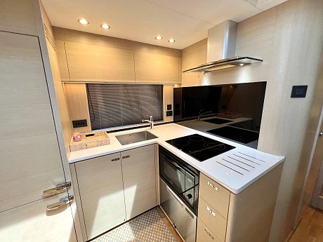 Princess V50 Open yacht 2021 4