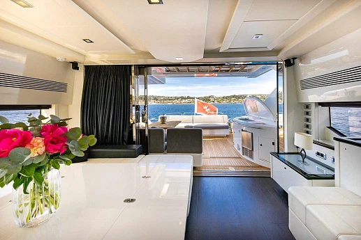 Sunseeker Predator 74 yacht 2011 12