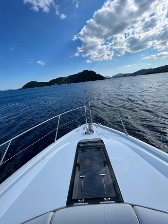 Яхта Sunseeker 68 Sport 2014 9