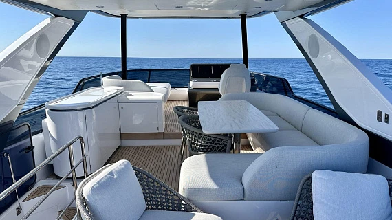 Azimut Fly 68 yacht 2023 10