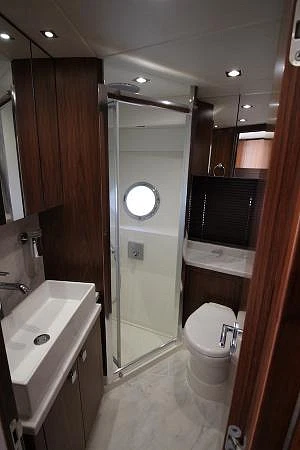 Sunseeker Predator 57 yacht 2015 13