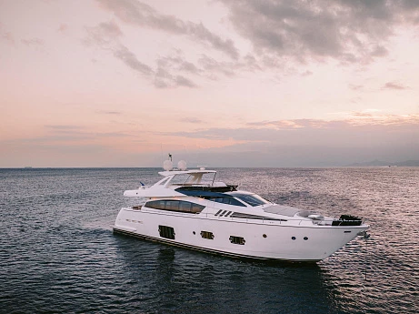 Ferretti 800 yacht 2010 7