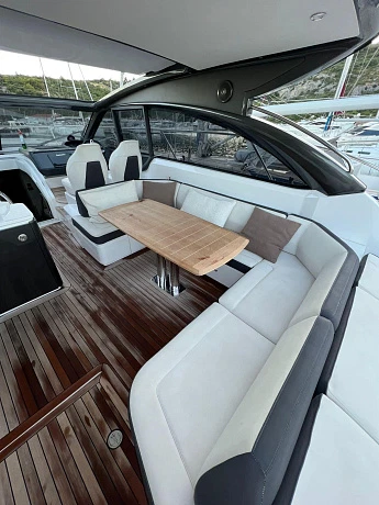 Яхта Princess V48 Open 2016 13