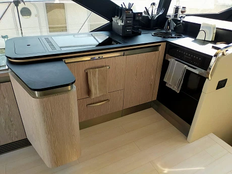 Azimut S6 yacht 2023 9