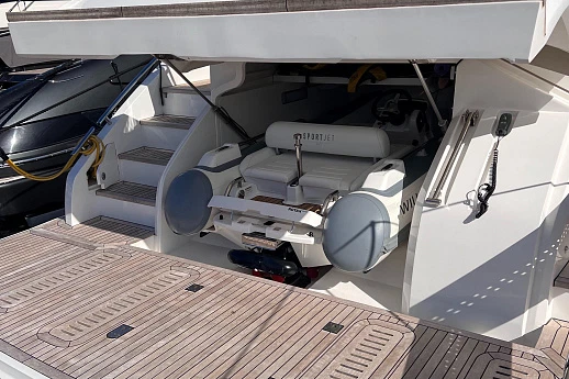 Яхта Princess S65 2018 8