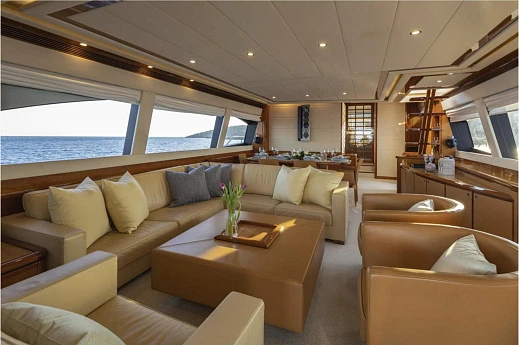 Яхта Ferretti 830 2006 5