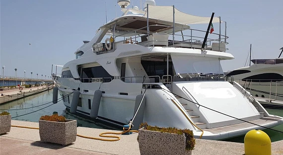 Яхта Benetti Delfino 93 2013 2