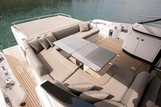 Azimut S6 yacht 2020 9
