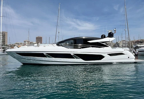 Sunseeker Predator 75 yacht 2023 1