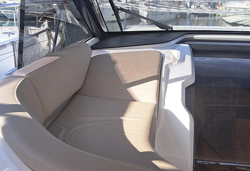Яхта Princess V50 2023 7