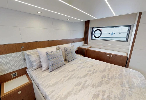 Яхта Sunseeker Predator 50 2019 12