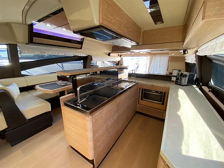 Яхта Azimut 64 Fly 2013 9