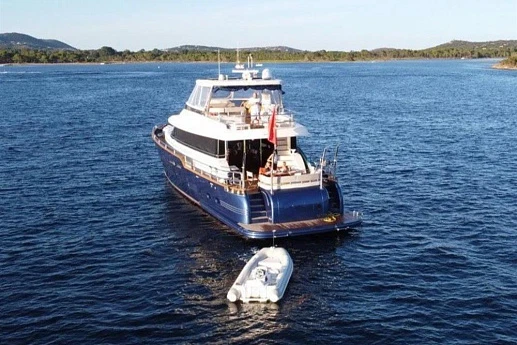 Azimut Magellano 74 yacht 2012 2