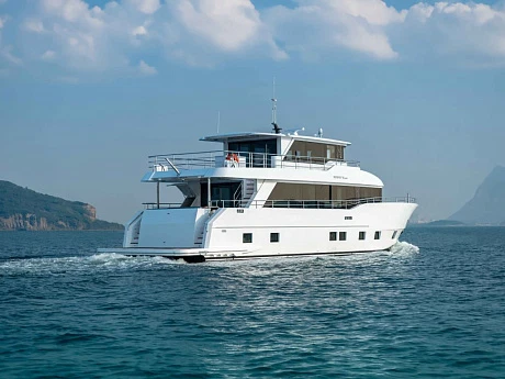 Nomad 75 SUV yacht  2