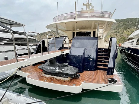 Horizon 122 yacht 2009 3